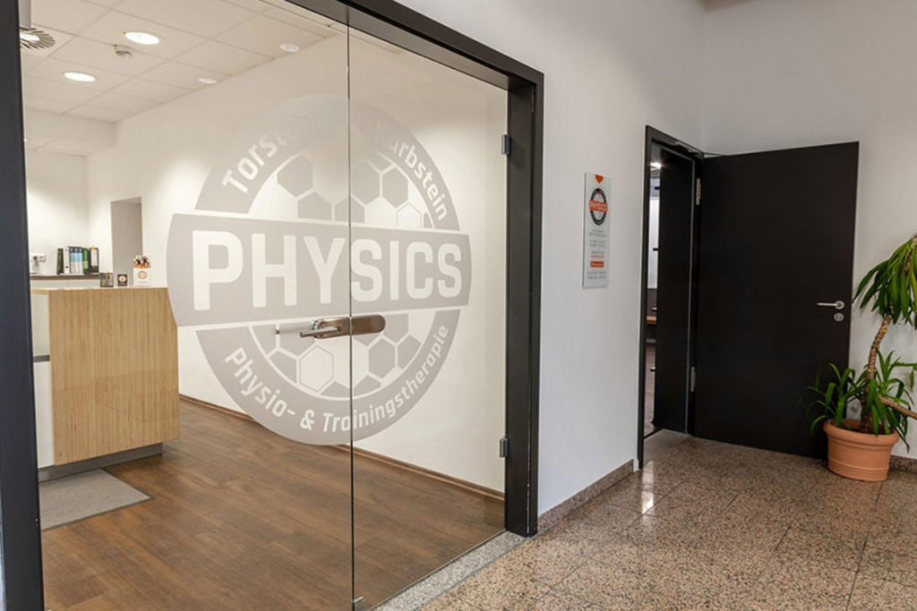 Eingangsbereich PHYSICS Rott am Inn